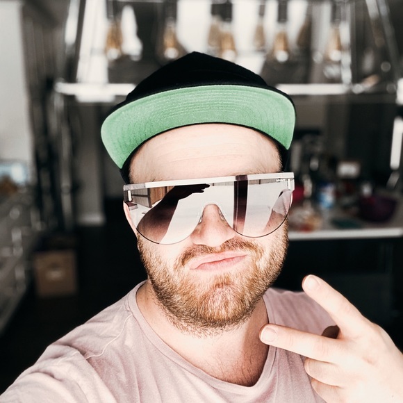 Meet your Posher, Tim - Picture 5 of 7